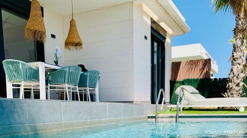 19_heated_pool_1